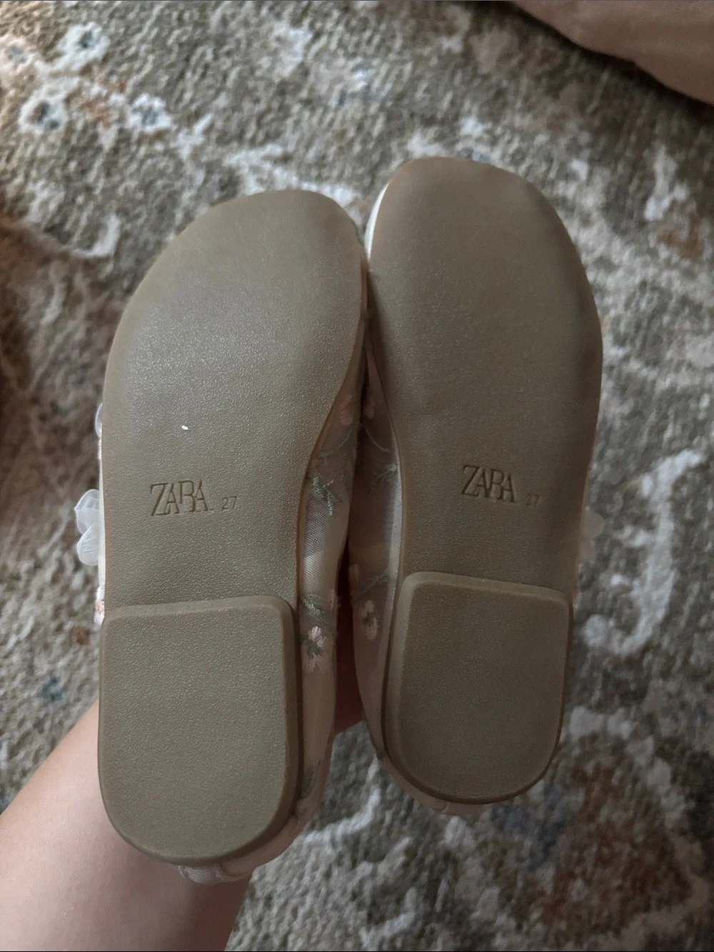 ZARA Cream Floral Appliqué Girls Ballet Flats